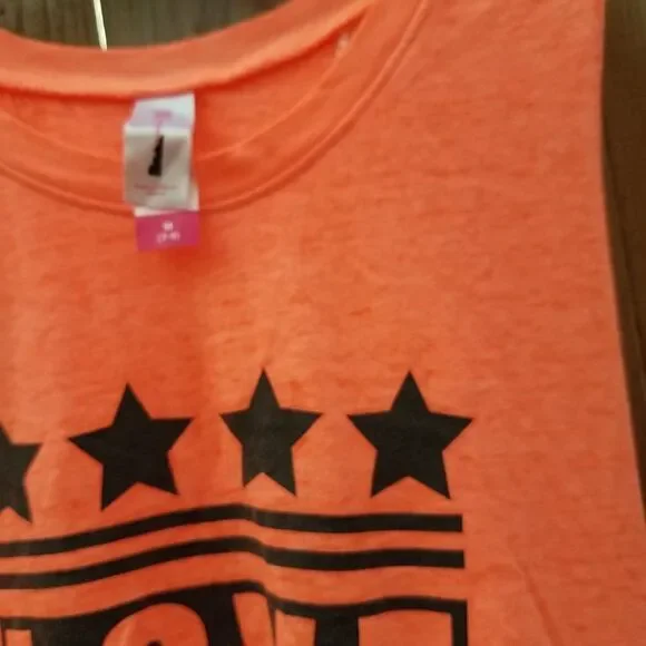 Juniors Tank Top Medium 7/9 Bright Orange Love w/Stars Slit Open Back NWOT - Picture 3 of 12
